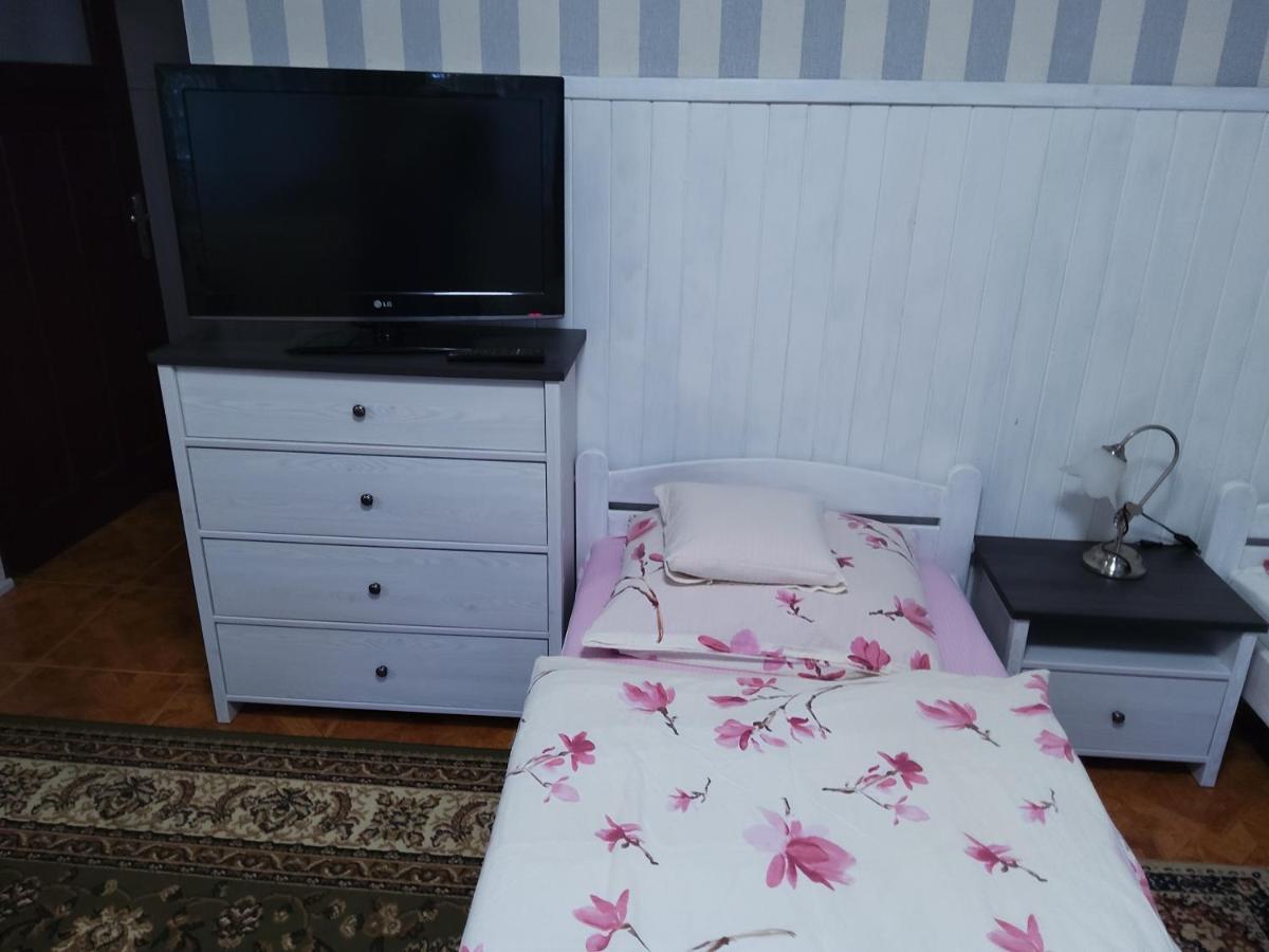 Pokoje Goscinne Sobieszow Jelenia Góra Exterior foto